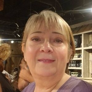 Meet your Posher, Teresa